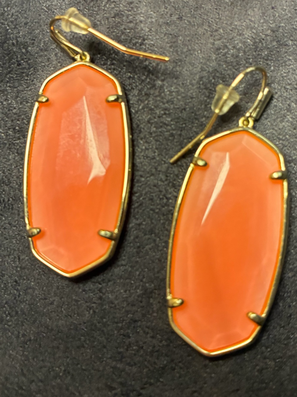 Kendra Scott Coral Gold-Frame Drop EarringsNWOT
